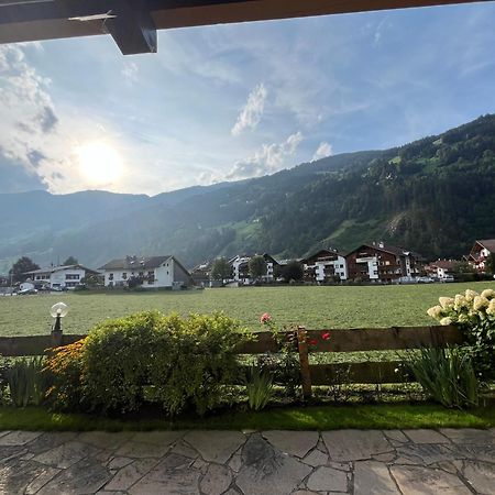 Zell Views Apartments Zell am Ziller Buitenkant foto