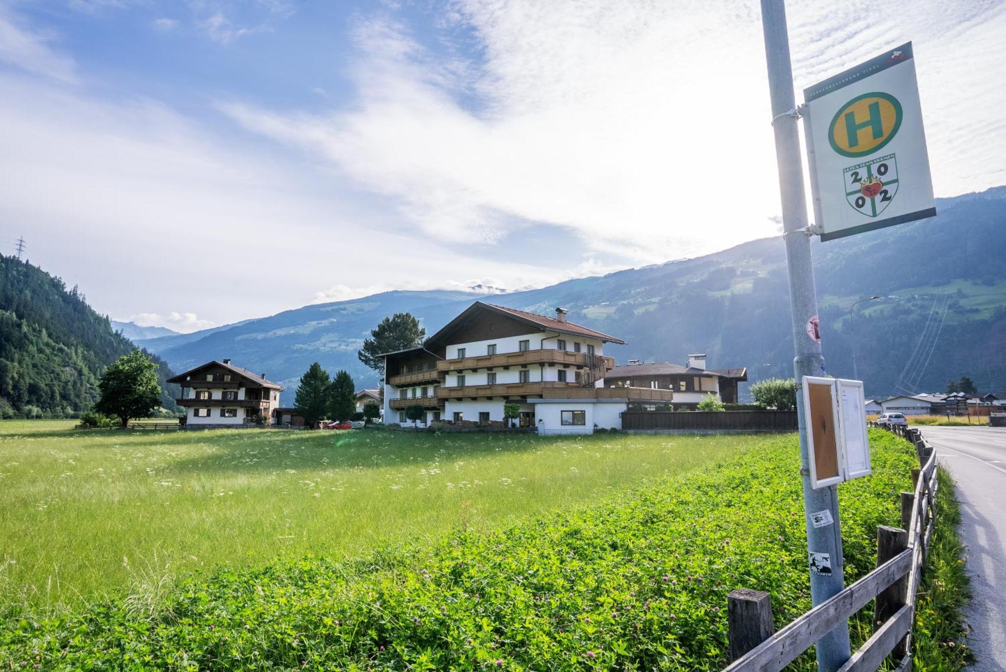 Zell Views Apartments Zell am Ziller Buitenkant foto